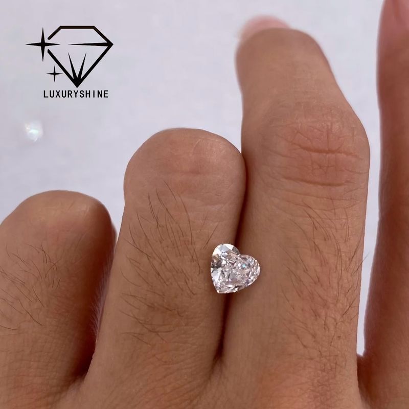 Chất lượng LuxuryShine VVS2 White Heart Excellent Cut Lab Diamond trưởng thành 1CT 2CT 3CT 4CT 5CT Hỗ trợ tùy chỉnh đặc biệt nhà máy