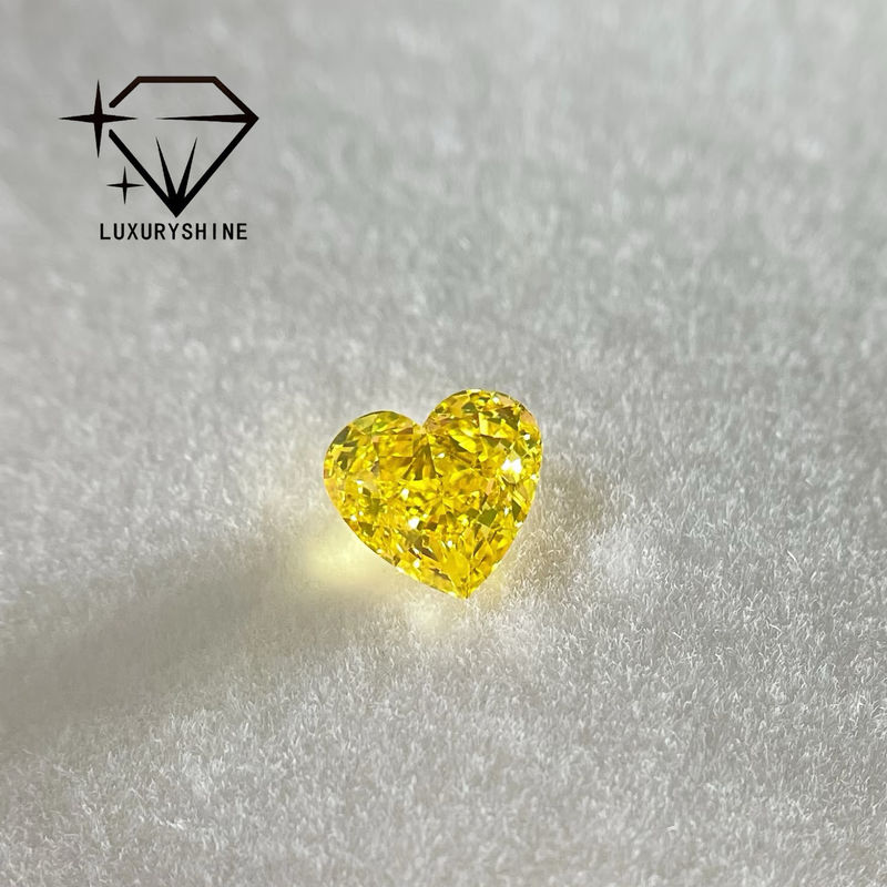 Chất lượng Kim Cương Nuôi Cấy Hình Trái Tim Màu Hồng / Vàng / Xanh Lá Cây LuxuryShine, VVS-VS Kim Cương Thật & Trang Sức Cưới & Trang Sức Tùy Chỉnh nhà máy