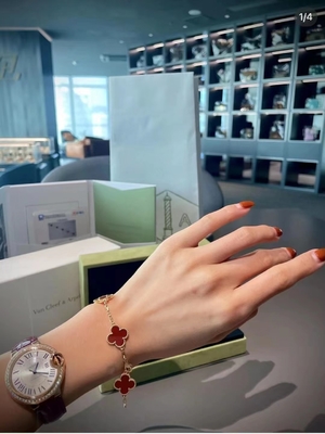 Vàng 18K và kim cương thật Van Cleef và Arpels 5 họa tiết Vòng đeo tay Alhambra cổ điển