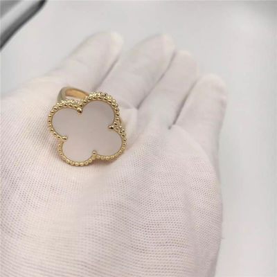 Chất lượng VCARF78900 Van Cleef And Arpels Magic Alhambra Ring Vàng vàng với hình hoa nhà máy