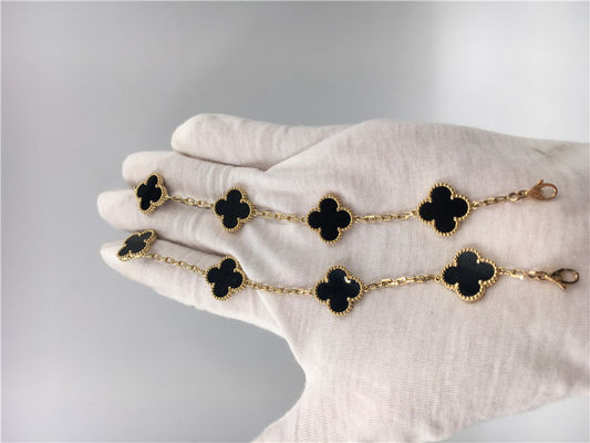 Chất lượng Vòng tay hoa Van Cleef cổ điển với 5 họa tiết Onyx, Vòng tay quyến rũ bằng vàng 18k nhà máy