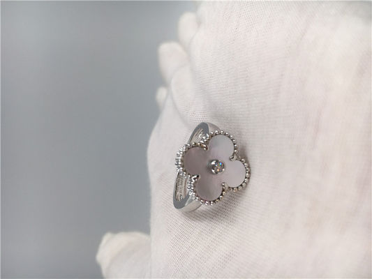 Chất lượng Nhẫn vàng 18K cổ điển Alhambra Vàng trắng với kim cương / ngọc trai trắng nhà máy