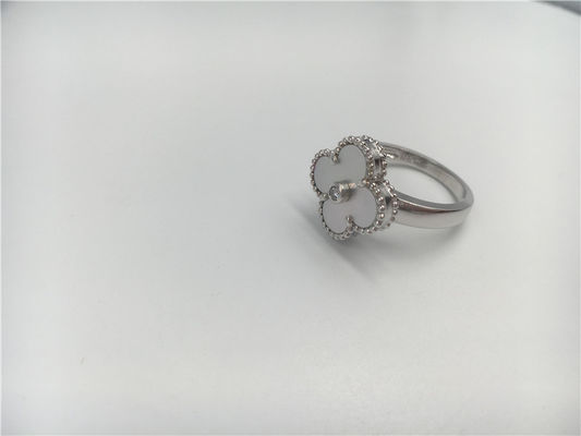 Chất lượng Nhẫn vàng 18K cổ điển Alhambra Vàng trắng với kim cương / ngọc trai trắng nhà máy