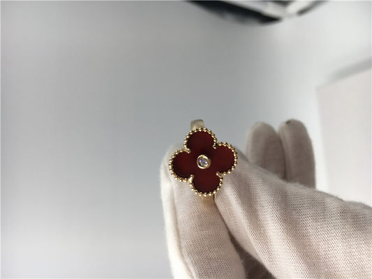 Chất lượng Nhẫn Đính Hôn Vàng Vàng Độc Đáo Kim Cương Tròn, Nhẫn Alhambra Cổ Điển Với Carnelian nhà máy