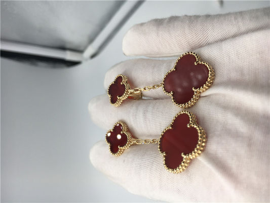 Chất lượng Bông tai vàng 18K Magic Alhambra với ngọc trai đỏ / Kích thước tùy chỉnh nhà máy