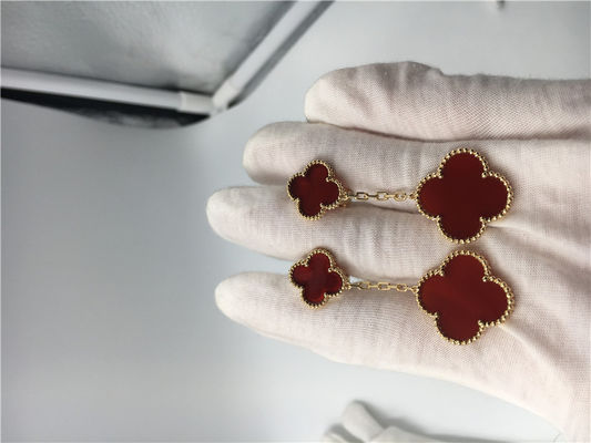 Chất lượng Bông tai vàng 18K Magic Alhambra với ngọc trai đỏ / Kích thước tùy chỉnh nhà máy