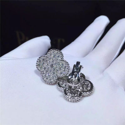 Chất lượng Hoa tai Van Cleef Arpels Magic Alhambra vàng trắng 18k và kim cương tròn nhà máy