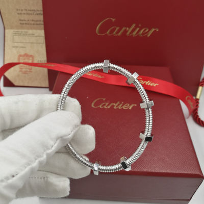 Chất lượng B6049617 Vòng đeo tay phong cách trang sức tùy chỉnh cao cấp Vàng trắng 18K nhà máy