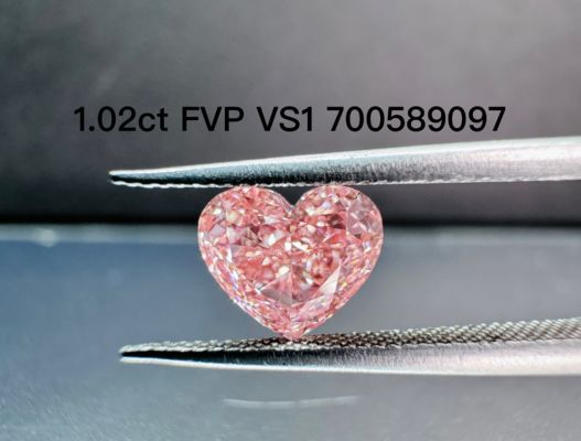 Chất lượng LuxuryShine Fancy Pink / Fancy Intense Pink / Fancy Vivid Pink Heart Cut Lab Diamond trưởng thành VVS-VS1 Kim cương thực & đồ trang sức cưới & đồ trang sức tùy chỉnh nhà máy
