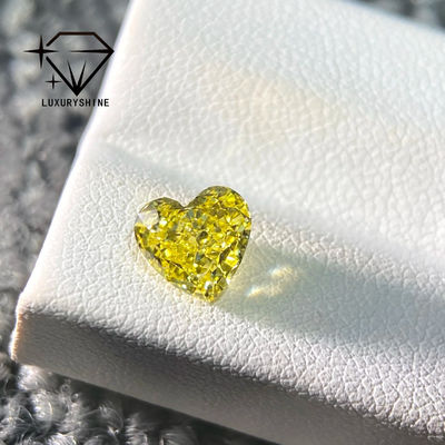 Chất lượng Kim Cương Nuôi Trong Phòng Thí Nghiệm LuxuryShine VS1 Màu Vàng Fancy Hình Trái Tim 1CT 2CT 3CT 4CT 5CT Kim Cương Thật Với Giấy Chứng Nhận IGI nhà máy