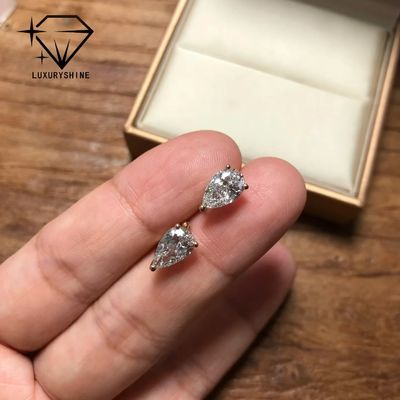 Chất lượng Bông tai nụ kim cương nhân tạo hình quả lê vàng 18K, độ trong VVS-VS nhà máy