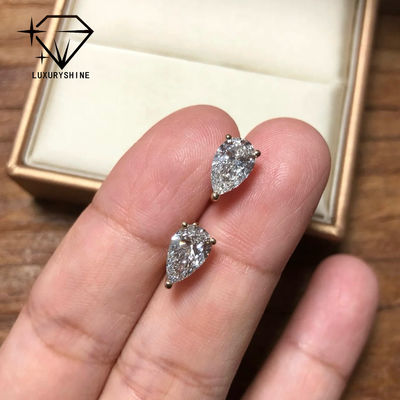 Chất lượng Bông tai nụ kim cương nhân tạo hình quả lê vàng 18K, độ trong VVS-VS nhà máy
