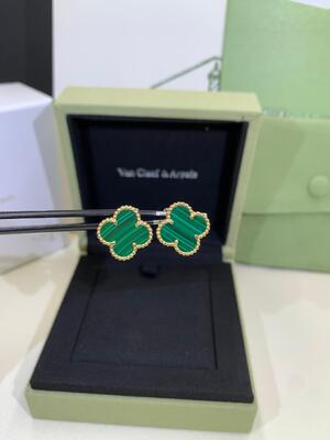 VCA Alhambra Bàn tai Van Cleef And Arpels Mẹ trắng Ngọc trai Malachite Carnelian