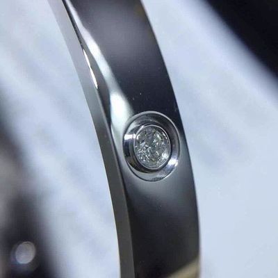 Chất lượng Trang sức thương hiệu Vòng tay tình yêu 4 viên kim cương Vàng vàng Kim cương vàng 18k nhà máy