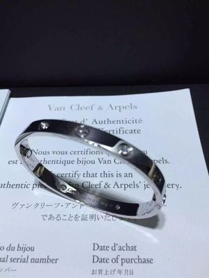 Chất lượng Trang sức thương hiệu Vòng tay tình yêu 4 viên kim cương Vàng vàng Kim cương vàng 18k nhà máy