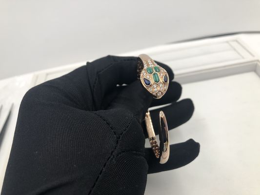 Chất lượng Đồ trang sức sang trọng Vòng tay quyến rũ Snakewomens được tùy chỉnh bằng vàng hồng 18 Kt với kim cương nhà máy