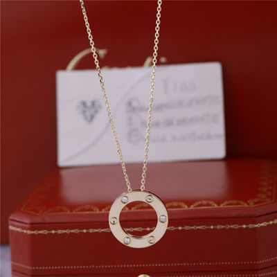 Chất lượng Vòng cổ cổ điển bằng vàng 18K với 3 viên kim cương Biểu tượng mang tính biểu tượng của trang sức tình yêu nhà máy