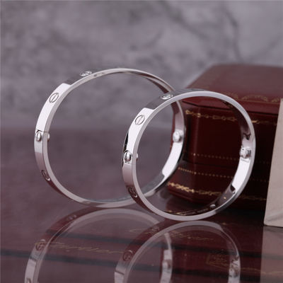 Chất lượng Vòng đeo tay tình yêu cổ điển 4 viên kim cương Vòng tay tình yêu với 18 Karat TRẮNG VÀNG Đồ trang sức tinh xảo nhà máy